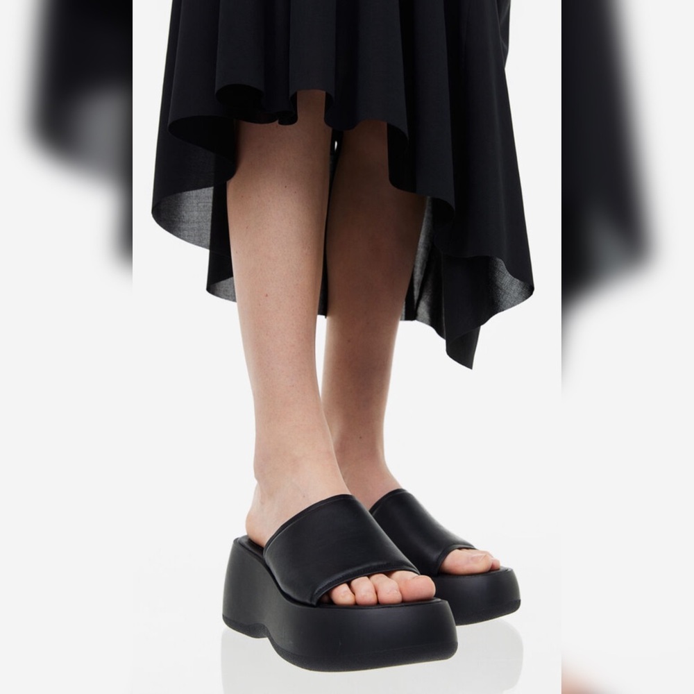 Black Platform Sandals